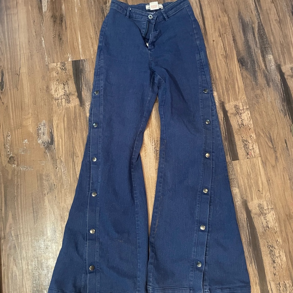 Women's Flared Jeans